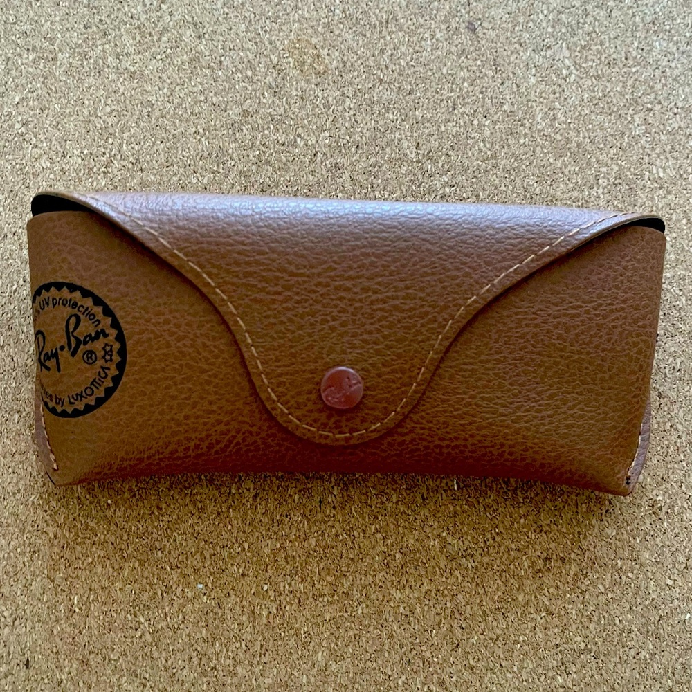 Ray Ban Case *Never Used*